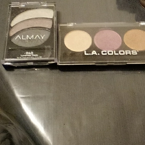 Makeup bundle - Picture 5 of 7